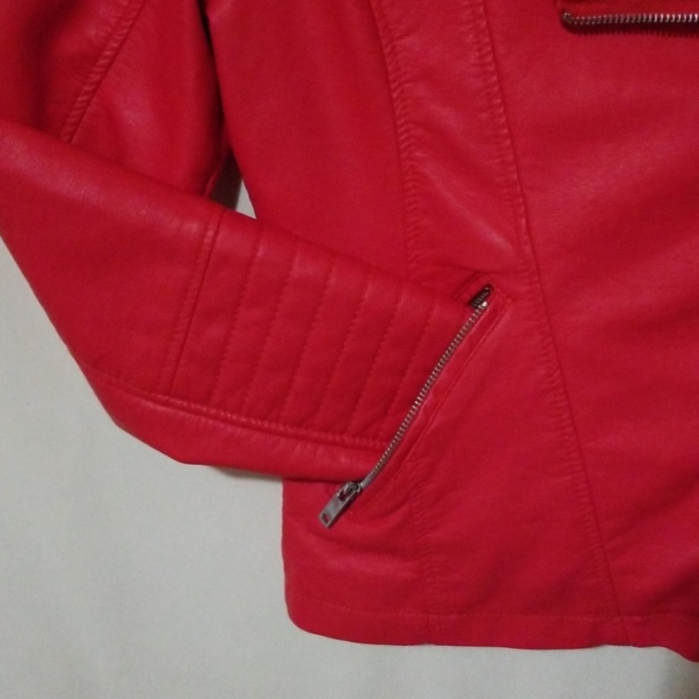 🌸Red Leather Jacket - Picture 2 of 4